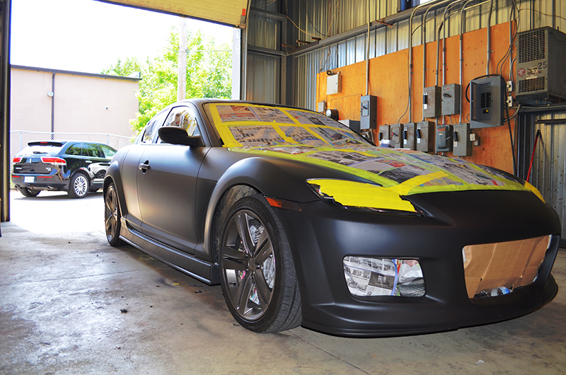 Mazda Rx8 being Plasti Dipped matte black